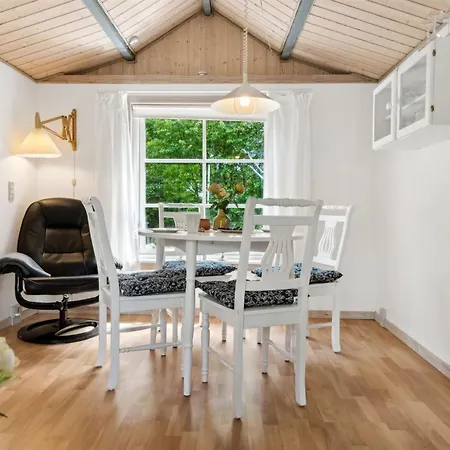 Konrad - 270m From The Sea By Interhome